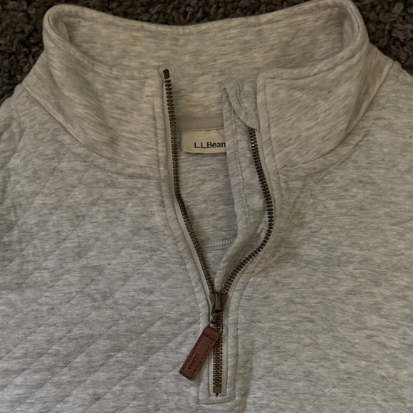 LLBean Women’s Quarter-Zip Sweate - Picture 2 of 4